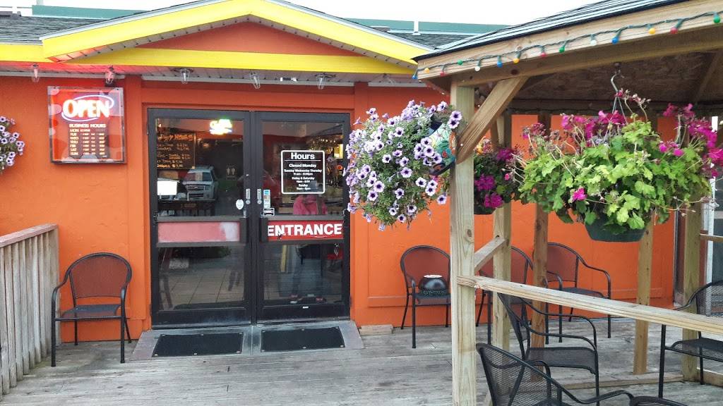 El Molcajete | restaurant | 45 Babcock Blvd, Delano, MN 55328, USA | 7637779277 OR +1 763-777-9277