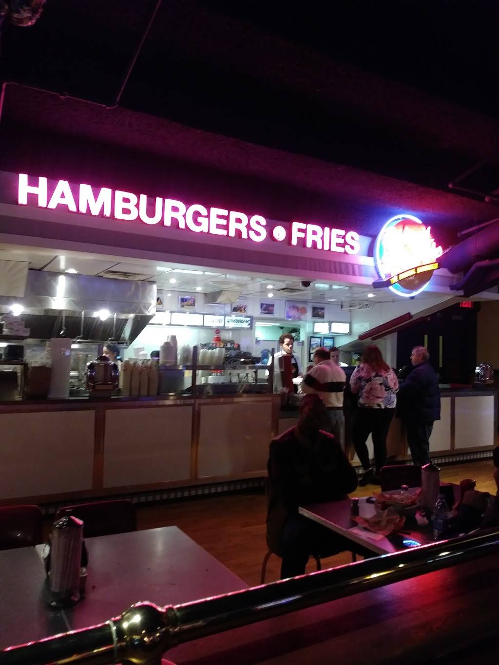 Johnny Rockets | restaurant | 1600 Old Louisquisset Pike, Lincoln, RI 02865, USA | 4014758446 OR +1 401-475-8446