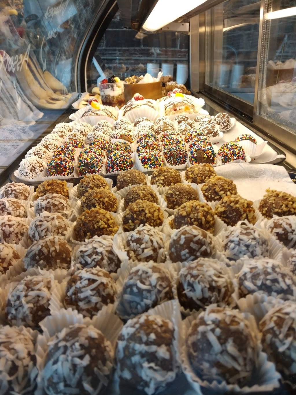 Fika Swedish Café | restaurant | 127 Buschman St, Hattiesburg, MS 39401, USA | 6013369071 OR +1 601-336-9071