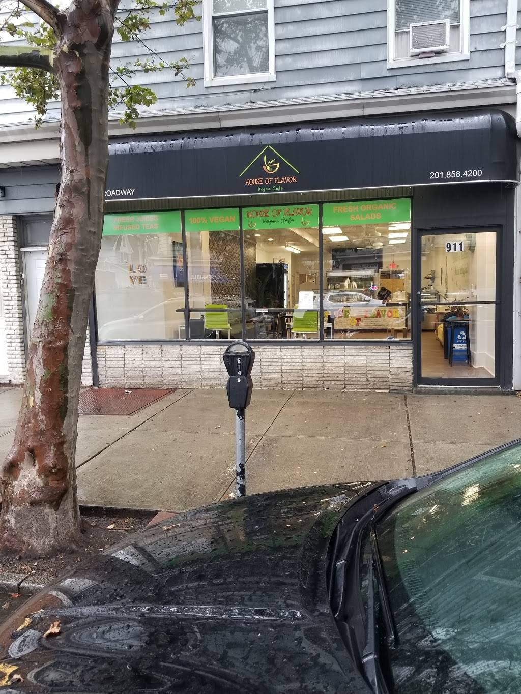 House of Flavor | restaurant | 911 Broadway, Bayonne, NJ 07002, USA | 2018584200 OR +1 201-858-4200