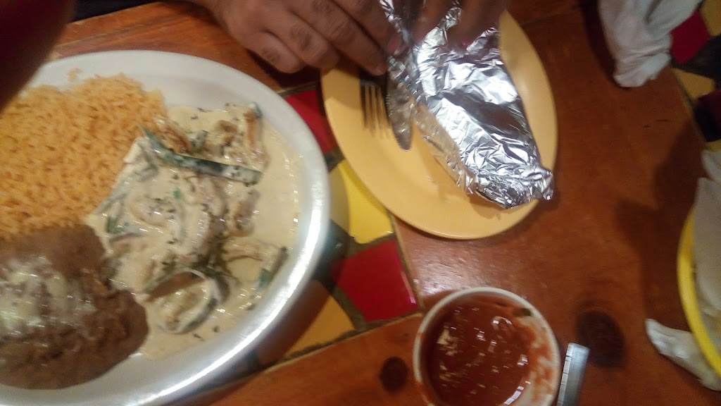 Hasienda azul II | restaurant | 17879 US-431, Headland, AL 36345, USA | 3347855468 OR +1 334-785-5468