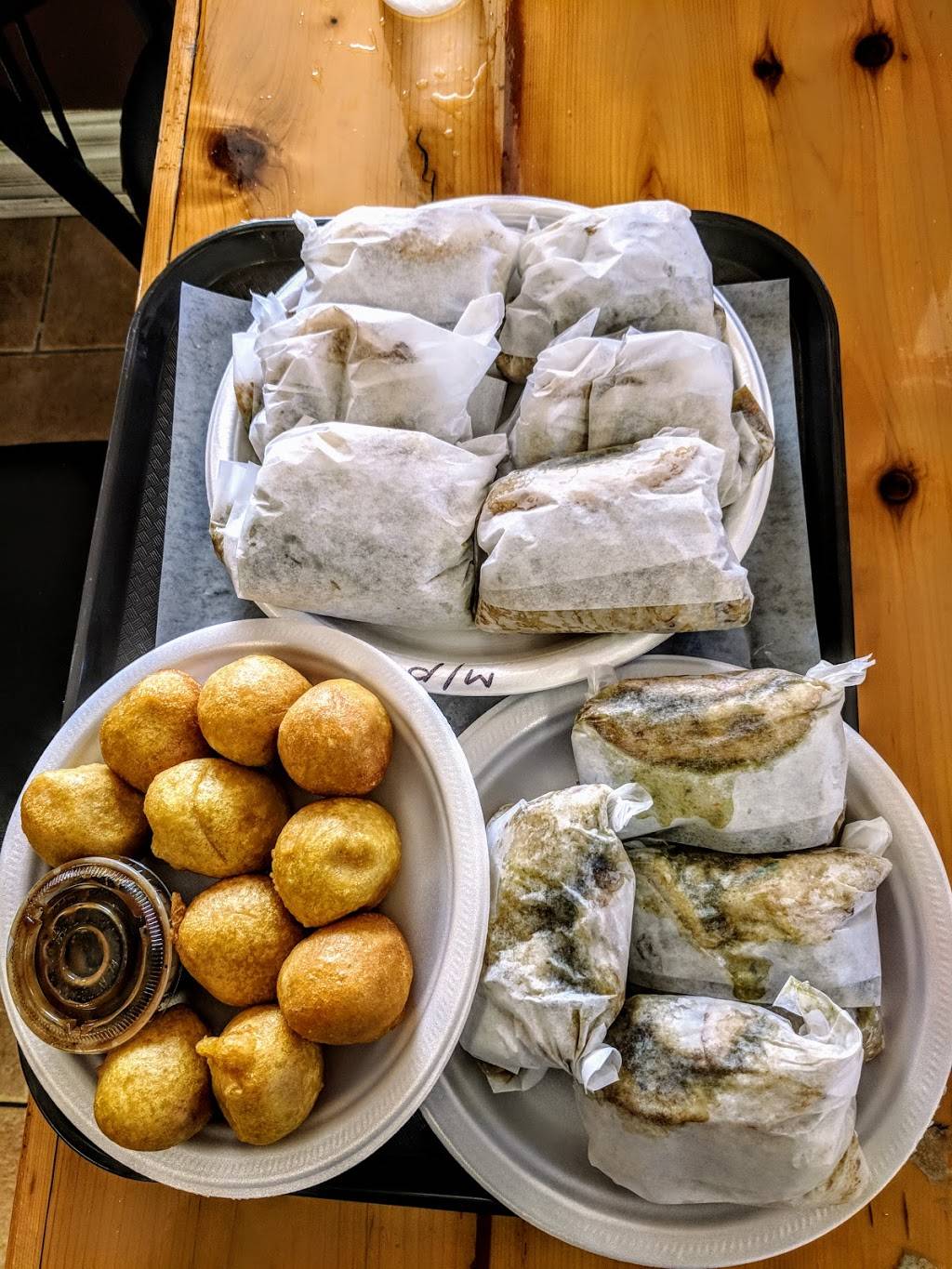 Drupatis Roti And Doubles | restaurant | 1085 Bellamy Rd N #5, Scarborough, ON M1H 3C7, Canada | 4162899988 OR +1 416-289-9988