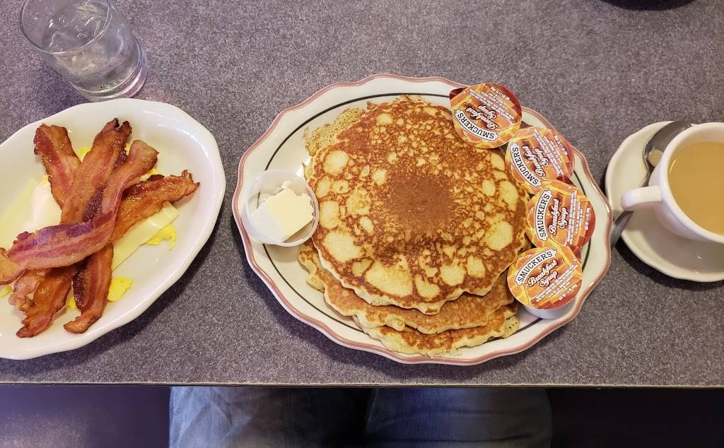 Amity Diner | restaurant | 1426 Whalley Ave, New Haven, CT 06515, USA | 2033971556 OR +1 203-397-1556