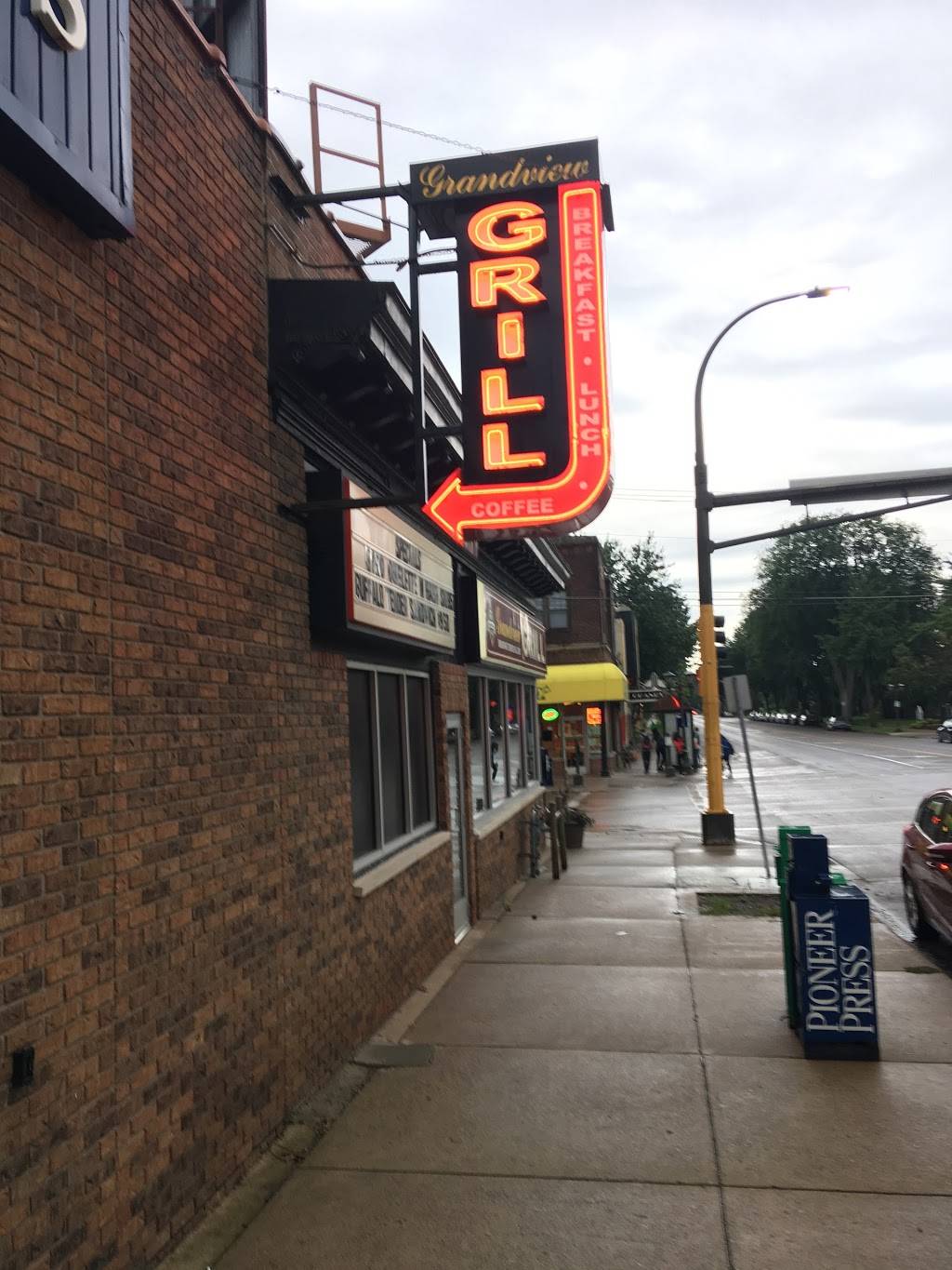 Grandview Grill | restaurant | 1818 Grand Ave, St Paul, MN 55105, USA | 6516982346 OR +1 651-698-2346