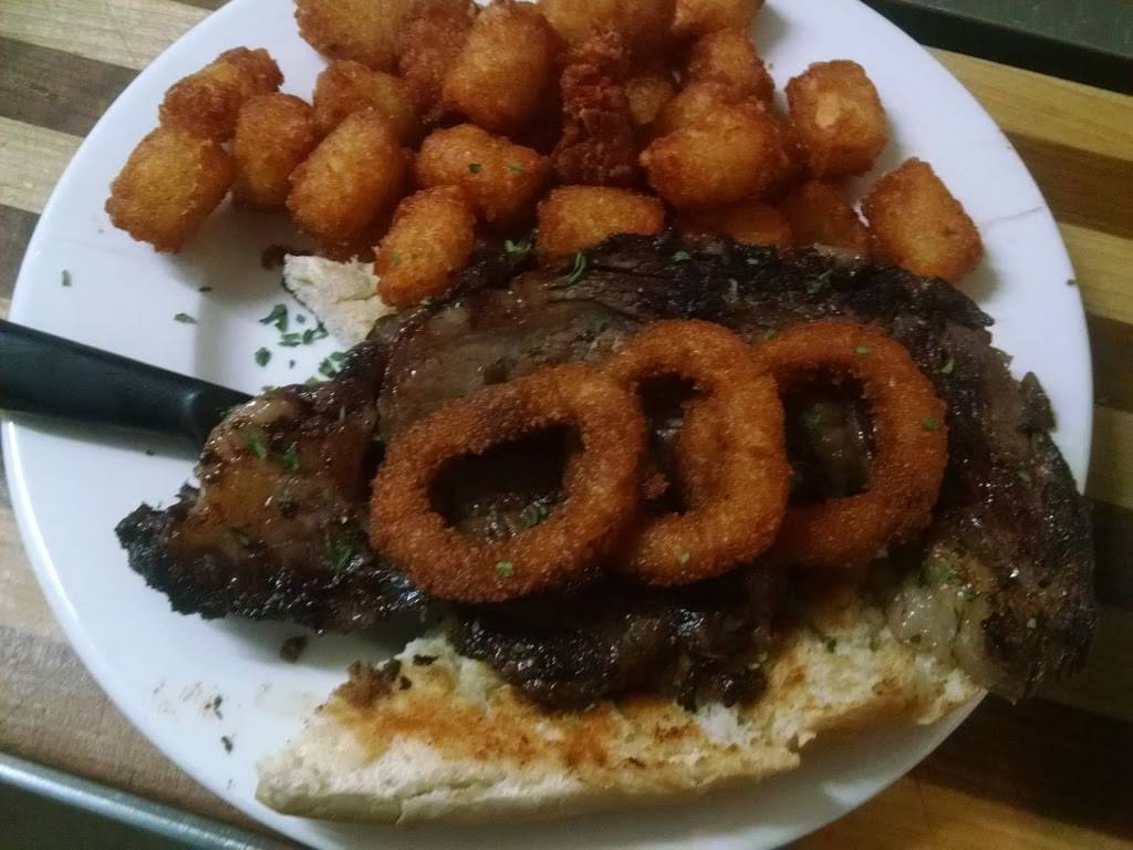 Docks Grill At Pirates Cove Marina | restaurant | 9607, 9170 Horseshoe Island Rd, Clay, NY 13041, USA | 3159340002 OR +1 315-934-0002