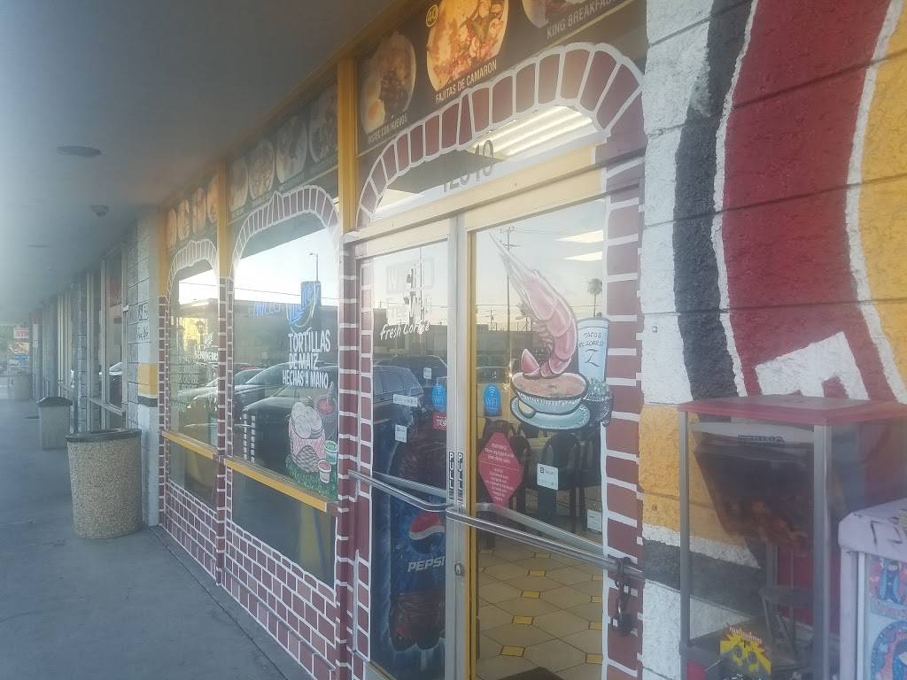 Tacos El Zorro | restaurant | 12849 Sherman Way, North Hollywood, CA 91605, USA | 8189826560 OR +1 818-982-6560