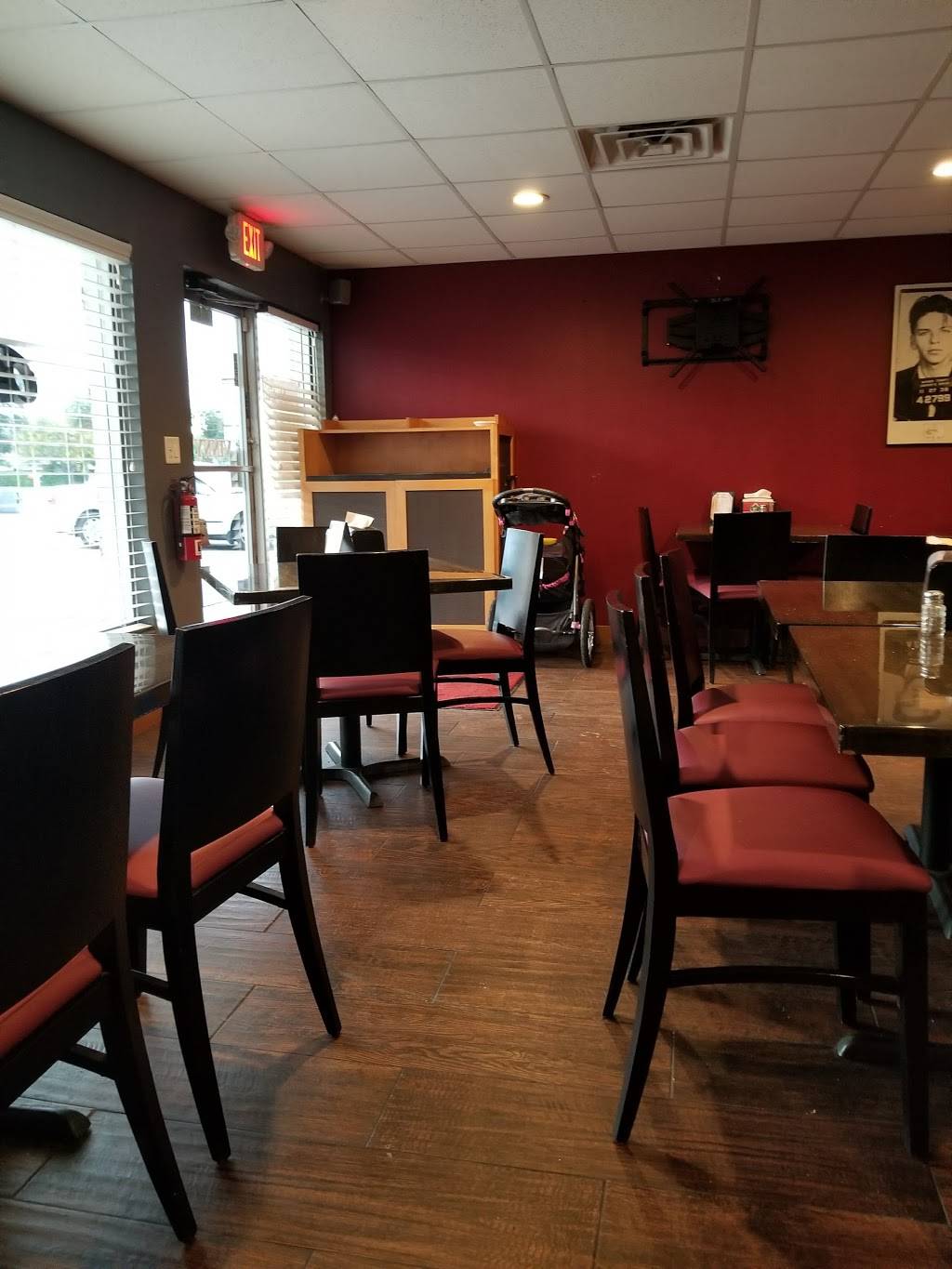 Vinnys Italian Pizza | restaurant | 2169 N Hercules Ave, Clearwater, FL 33763, USA | 7272401774 OR +1 727-240-1774