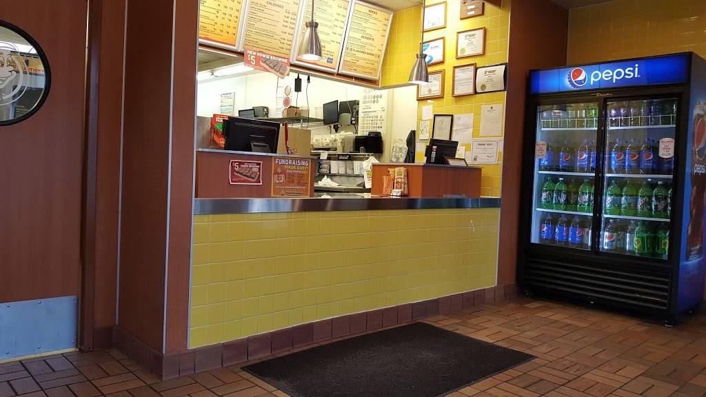 Hungry Howies Pizza | meal delivery | 7567 Miller Rd, Swartz Creek, MI 48473, USA | 8106357171 OR +1 810-635-7171