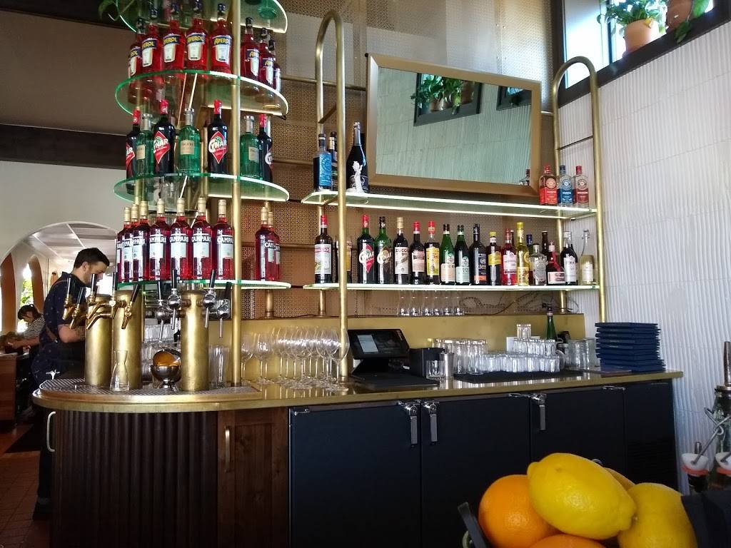 Bar Corallini | restaurant | 2004 Atwood Ave, Madison, WI 53704, USA | 6087091316 OR +1 608-709-1316