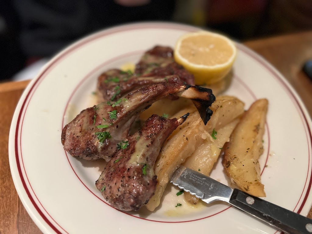 Under The Bridge | restaurant | 1079 1st Ave., New York, NY 10022, USA | 2125830695 OR +1 212-583-0695