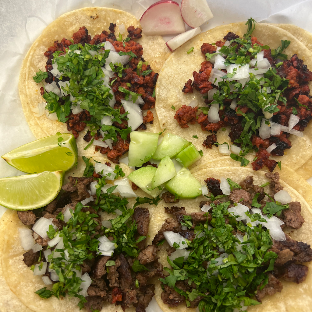 JC Food Truck | restaurant | 7025 CO-82, Glenwood Springs, CO 81601, USA | 9703098270 OR +1 970-309-8270