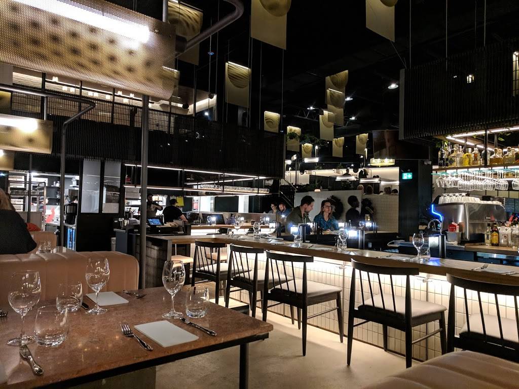 425˚F | restaurant | 100 Place Fabien Drapeau, Sainte-Thérèse, QC J7E 5W6, Canada | 4509519551 OR +1 450-951-9551