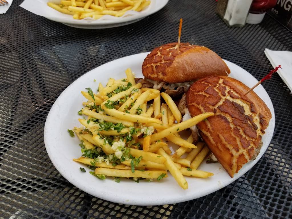 Tower Grille | restaurant | 1950 Grant St, Concord, CA 94520, USA | 9258258768 OR +1 925-825-8768