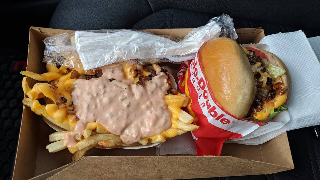 In-N-Out Burger | restaurant | 3701 S Lamar Blvd, Austin, TX 78704, USA | 8007861000 OR +1 800-786-1000