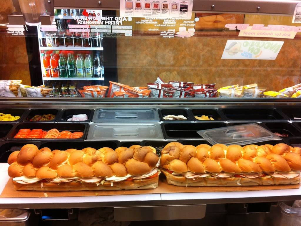 Subway Restaurants | restaurant | 1187 Middle Country Rd, (KingKullen Plaza), Middle Island, NY 11953, USA | 6319246789 OR +1 631-924-6789