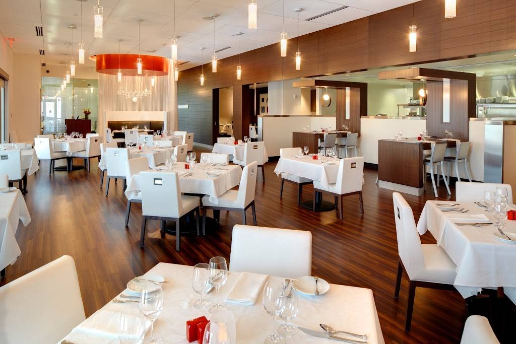 The Class Act | restaurant | 7725 Kirkwood Blvd SW, Cedar Rapids, IA 52404, USA | 3198488777 OR +1 319-848-8777