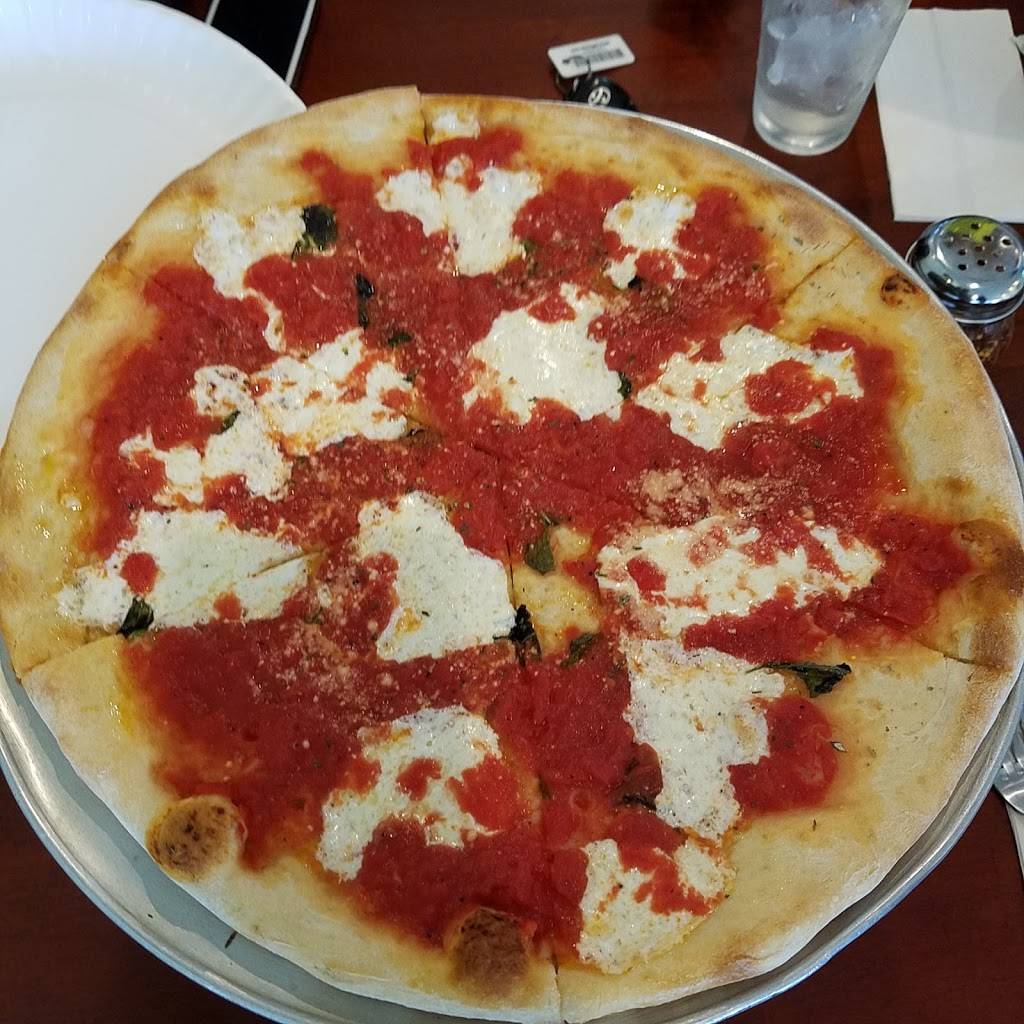 Robertos Restaurant | restaurant | 776 Carolier Ln, North Brunswick Township, NJ 08902, USA | 7322463200 OR +1 732-246-3200