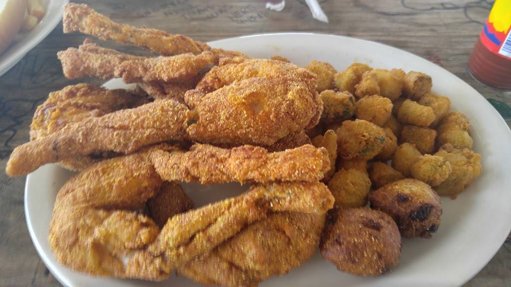 The Outpost | restaurant | 6111 TX-300, Longview, TX 75604, USA | 9032951940 OR +1 903-295-1940