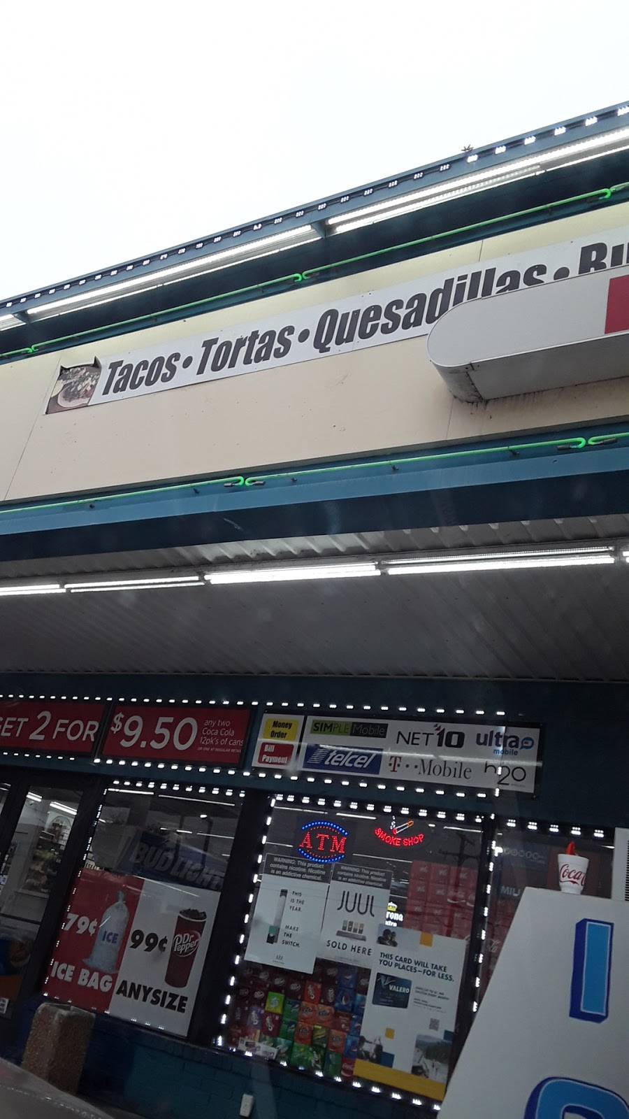 C Store- The Mexican Grill | restaurant | 3201 N Beach St, Fort Worth, TX 76111, USA | 8178316300 OR +1 817-831-6300