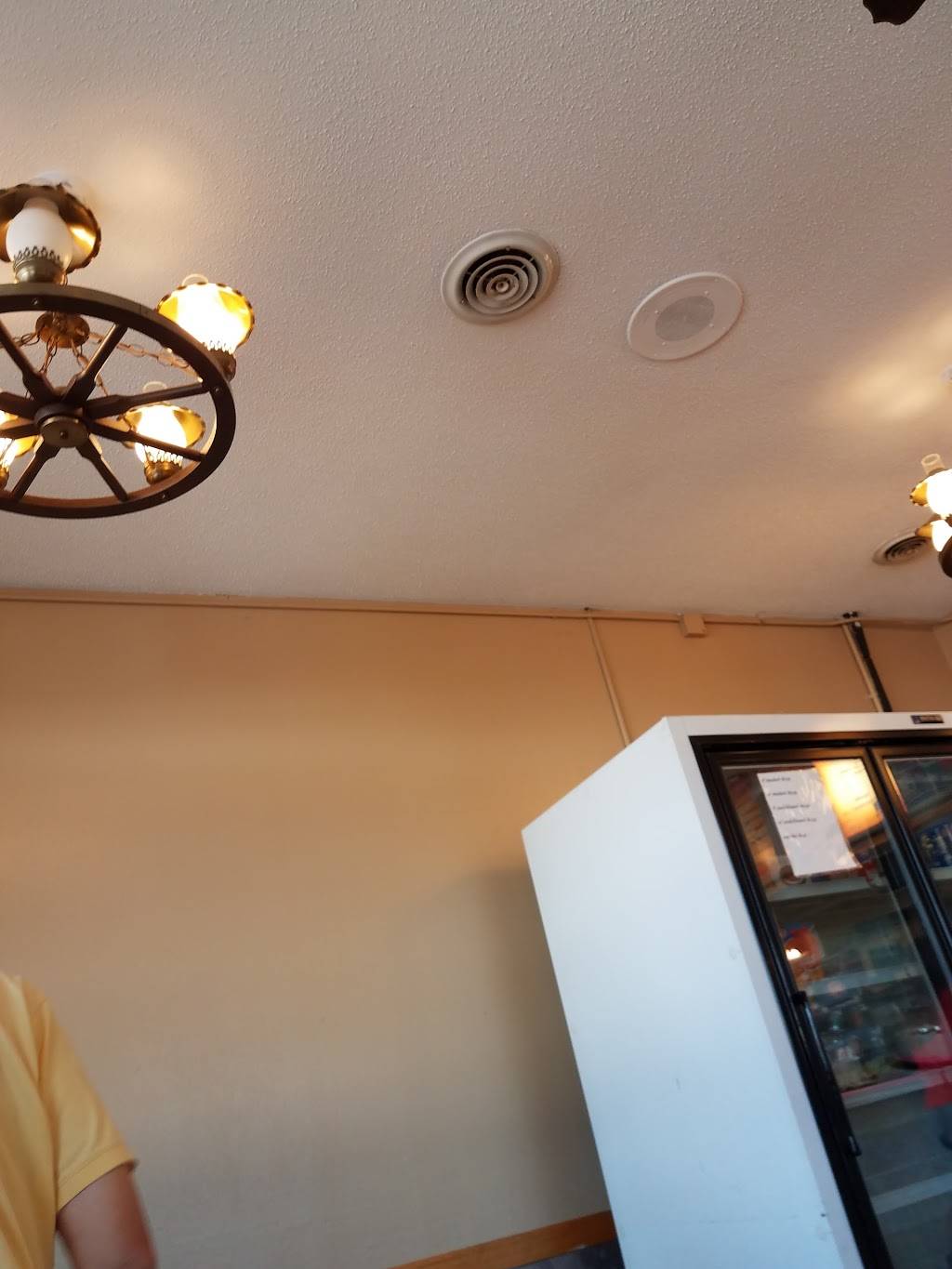 Dairy Queen | restaurant | 707 S Grand Ave, Charles City, IA 50616, USA | 6412283161 OR +1 641-228-3161