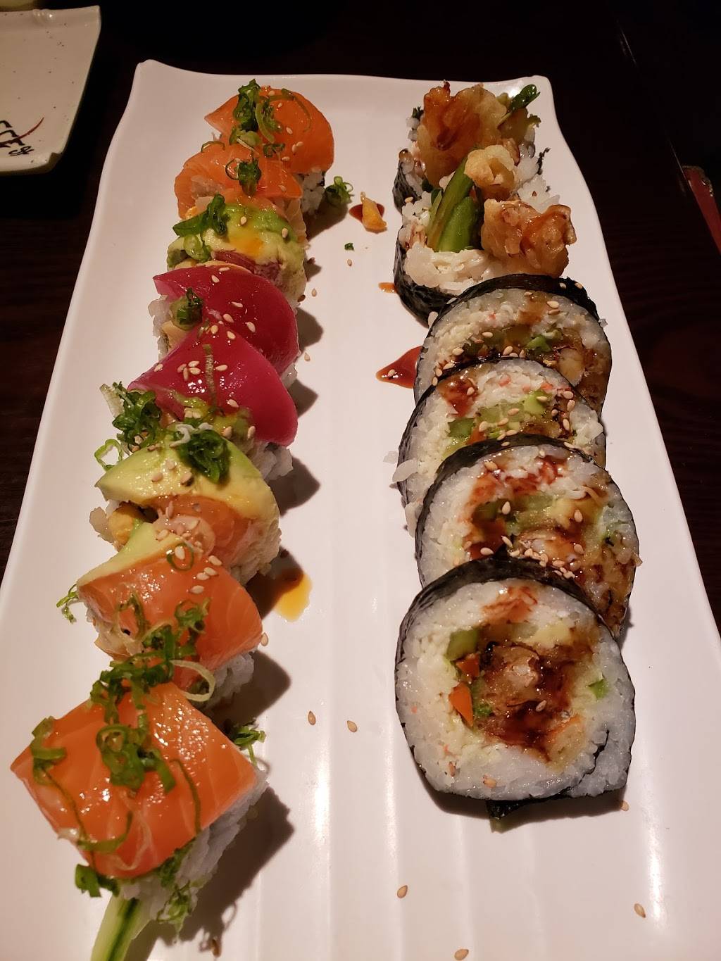 Midori Sushi | restaurant | 17047 Ventura Blvd, Encino, CA 91316, USA | 8189950888 OR +1 818-995-0888