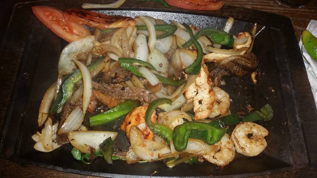 Panama Joes | restaurant | 5100 E 2nd St, Long Beach, CA 90803, USA | 5624347417 OR +1 562-434-7417