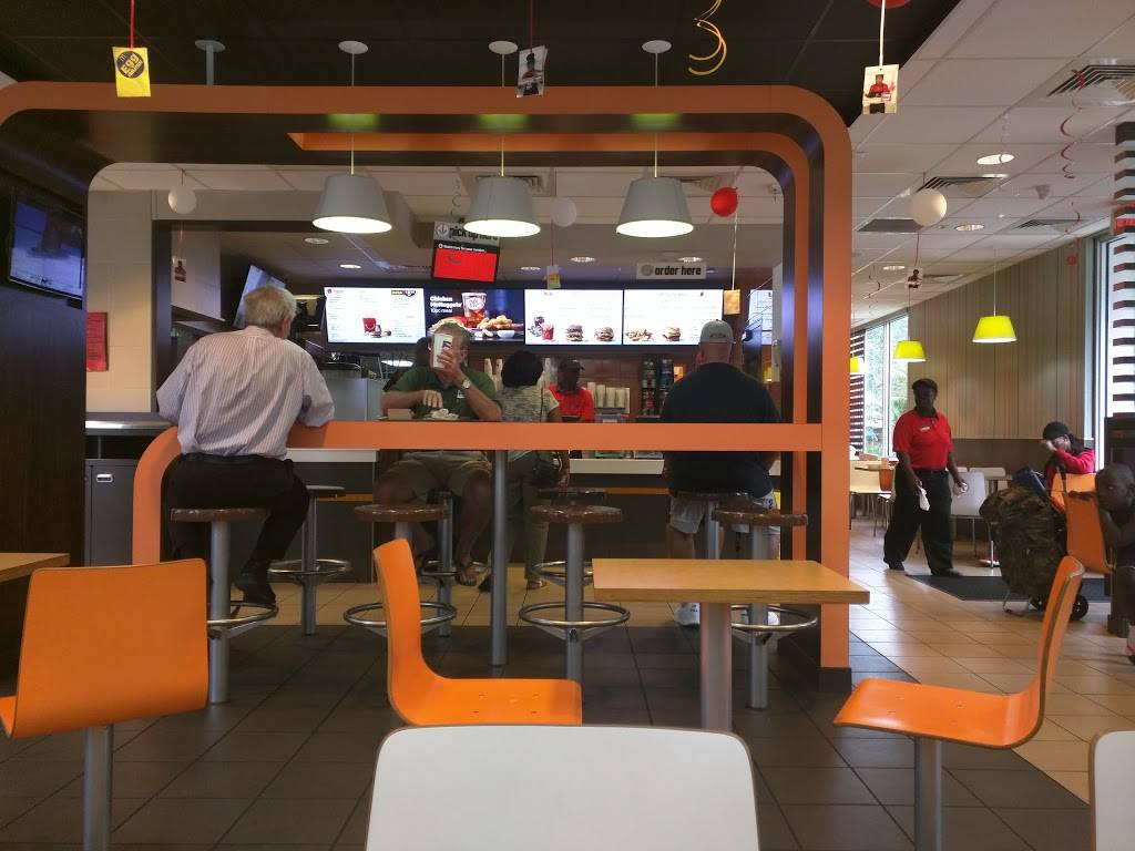 McDonalds | cafe | 27 W Broward Blvd, Fort Lauderdale, FL 33301, USA | 9544637393 OR +1 954-463-7393