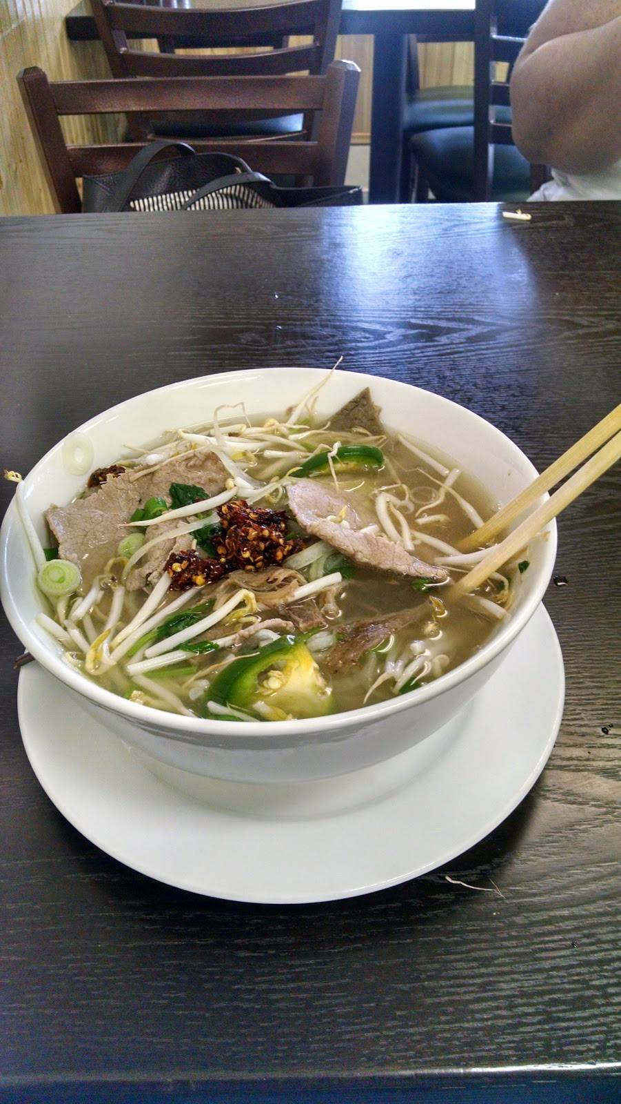 Pho Pasteur Express Restaurant | restaurant | 1332, 1025 N State St, Los Angeles, CA 90033, USA | 3232220112 OR +1 323-222-0112