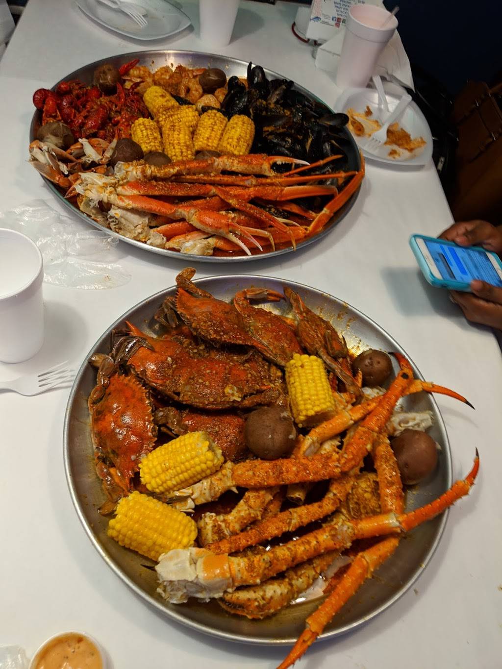 J Crab House | restaurant | 4807 W Irlo Bronson Memorial Hwy E, Kissimmee, FL 34746, USA | 4072503914 OR +1 407-250-3914