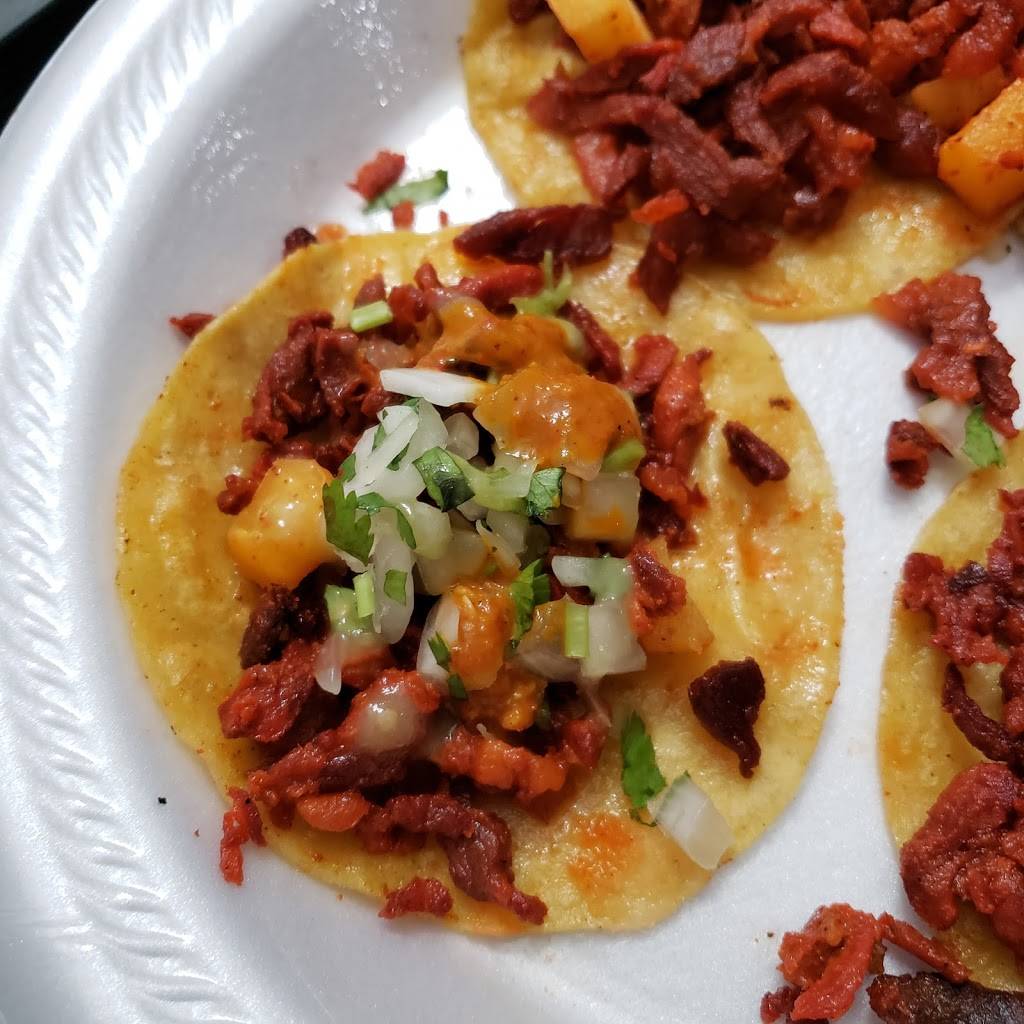 Los Meros Tacos Y Su Trompo Tribalero | restaurant | 6102 Hwy 6 N, Houston, TX 77084, USA | 8323822783 OR +1 832-382-2783