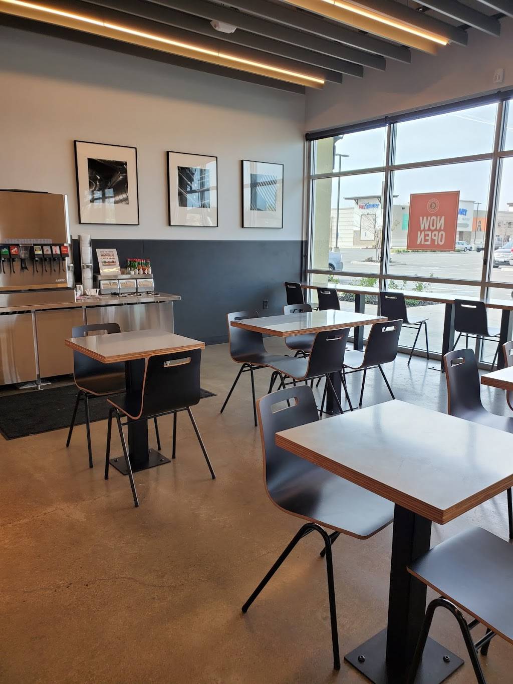 Chipotle Mexican Grill | restaurant | 2601 Reynolds Ranch Pkwy #140, Lodi, CA 95240, USA | 2096424273 OR +1 209-642-4273