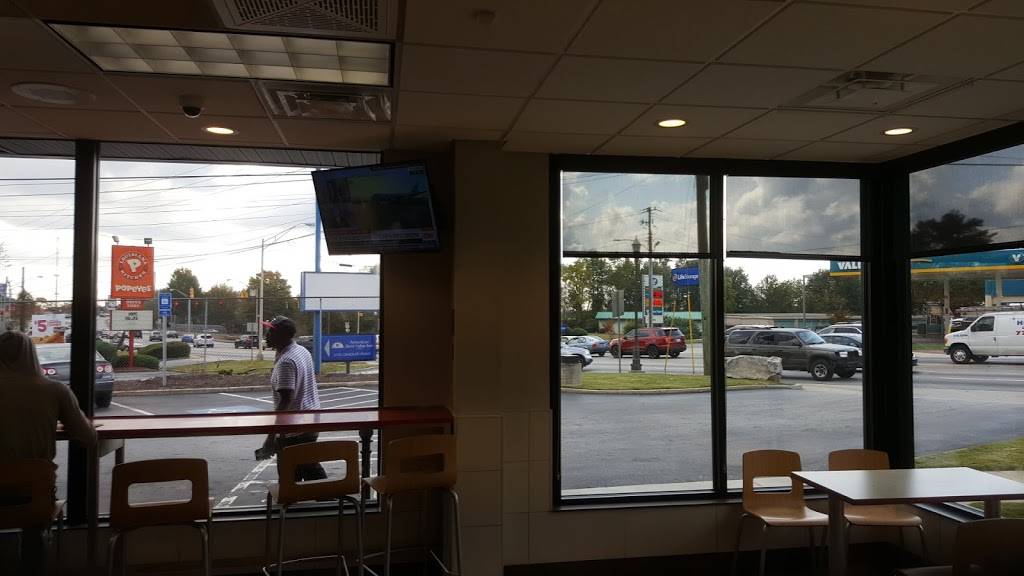 Wendys | restaurant | 2570 Candler Rd, Decatur, GA 30032, USA | 4042440907 OR +1 404-244-0907