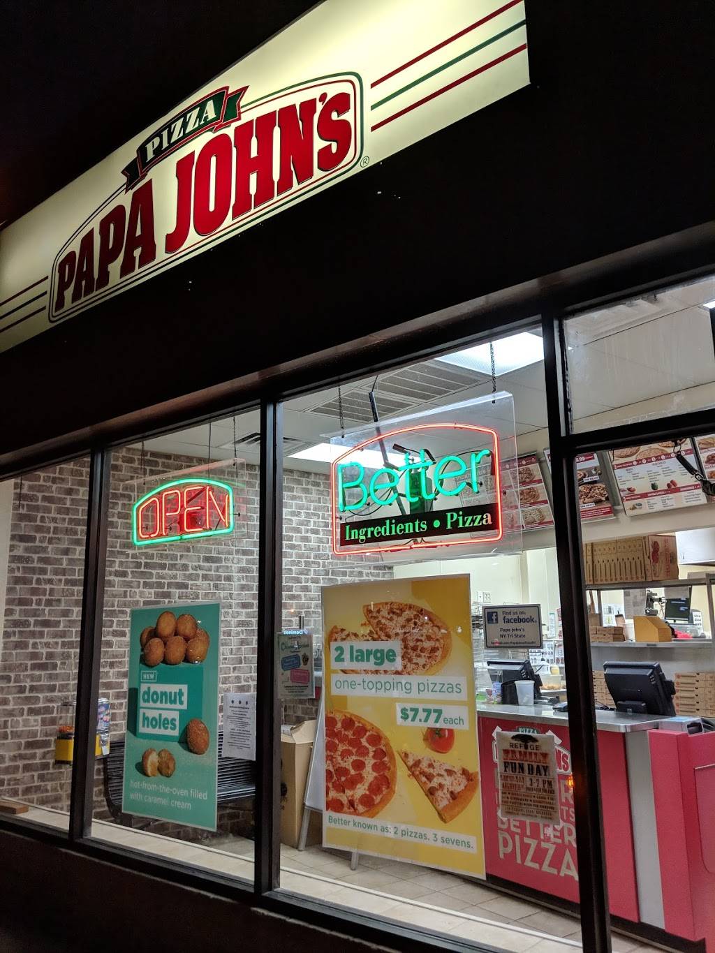 Papa Johns Pizza | restaurant | 411 Furrows Rd, Holbrook, NY 11741, USA | 6314717272 OR +1 631-471-7272