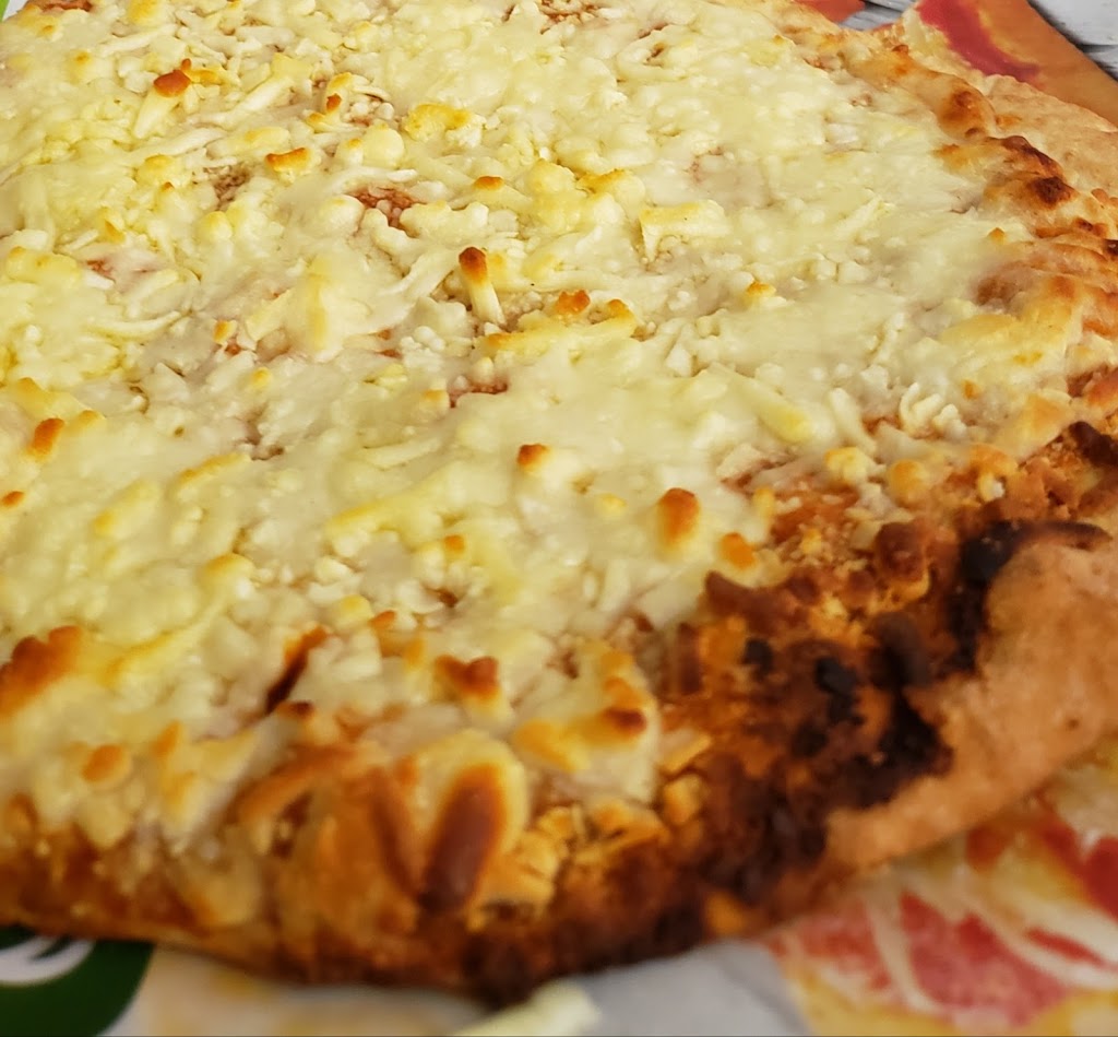 Fat Boys Pizza | restaurant | 207 E College St, Bourbon, IN 46504, USA | 5749435054 OR +1 574-943-5054