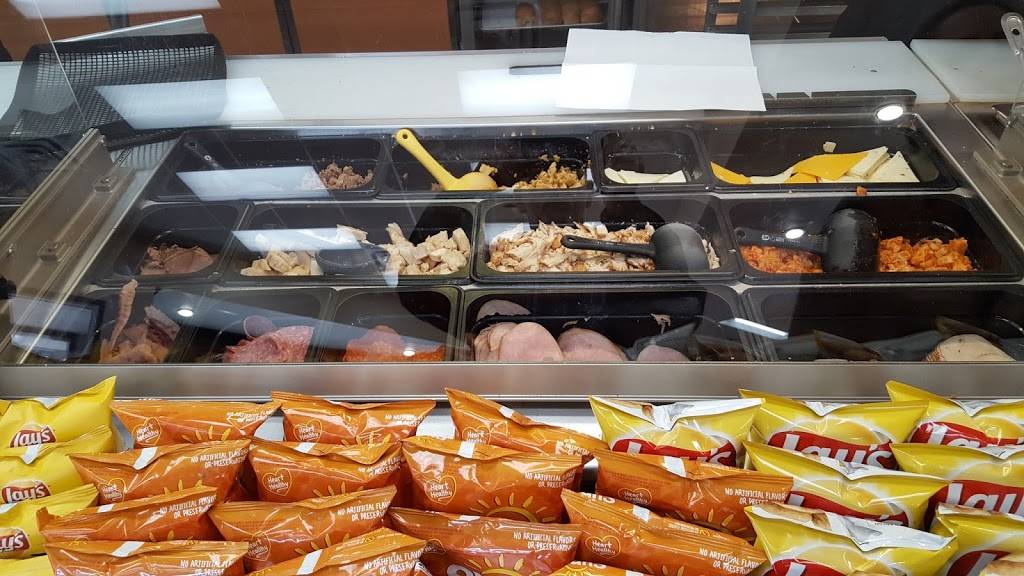 Subway Restaurants | restaurant | 102 S Beltline Rd, Dallas, TX 75253, USA | 9725576998 OR +1 972-557-6998