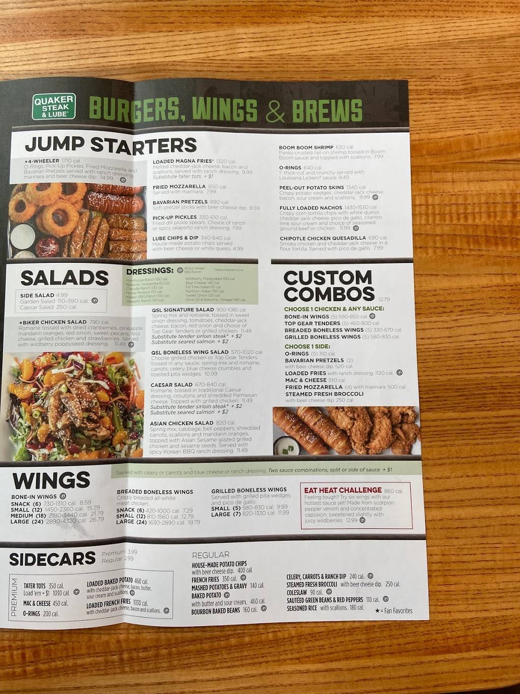 Quaker Steak & Lube | restaurant | 30 Commerce Park Dr, Raphine, VA 24472, USA | 5403774005 OR +1 540-377-4005