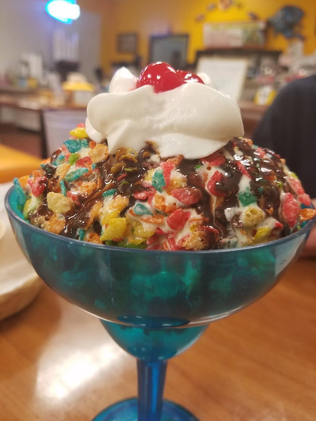 La Tarasca | restaurant | 82231 Indio Blvd, Indio, CA 92201, USA | 4422150123 OR +1 442-215-0123