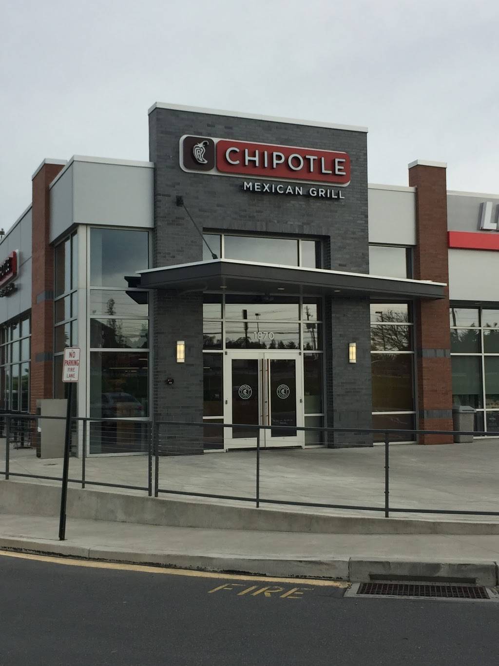 Chipotle Mexican Grill | restaurant | 1870 Airport Rd, Allentown, PA 18109, USA | 4843531695 OR +1 484-353-1695