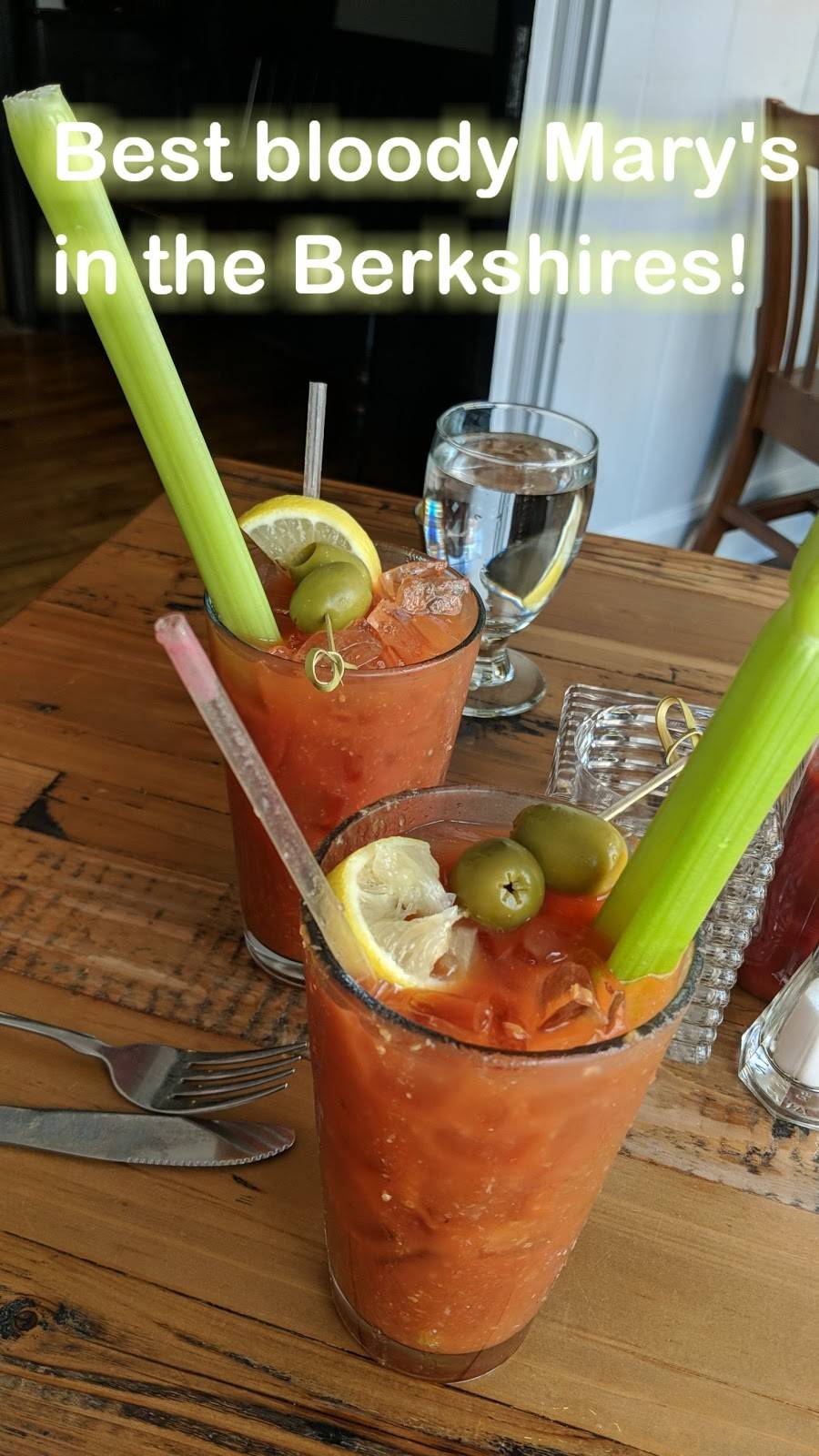 Morgan House Inn & Restaurant | restaurant | 33 Main St, Lee, MA 01238, USA | 4132433661 OR +1 413-243-3661