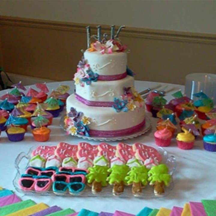 Delinos Deli & Bakery | bakery | 319 E Main St, Galesburg, IL 61401, USA | 3093423372 OR +1 309-342-3372