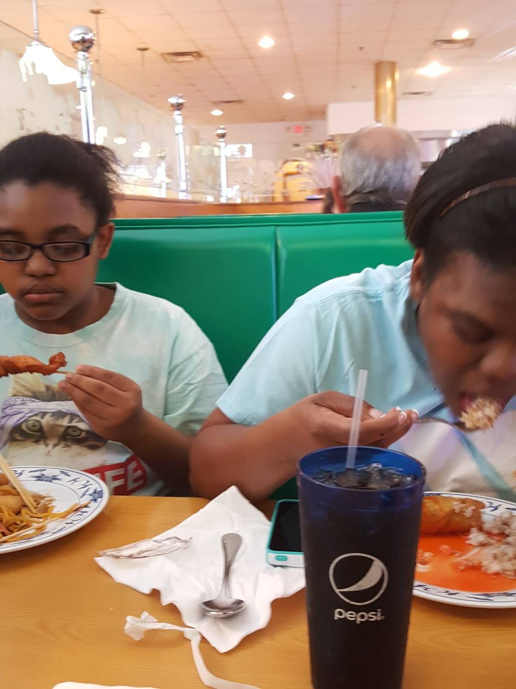 Magic Wok | restaurant | 726 Campbellsville Bypass #1, Campbellsville, KY 42718, USA | 2704650700 OR +1 270-465-0700