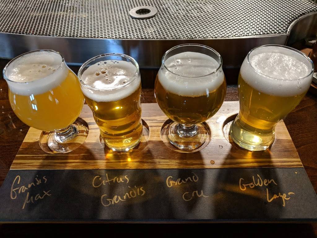 Celis Brewery | restaurant | 10001 Metric Blvd, Austin, TX 78758, USA | 5125242377 OR +1 512-524-2377