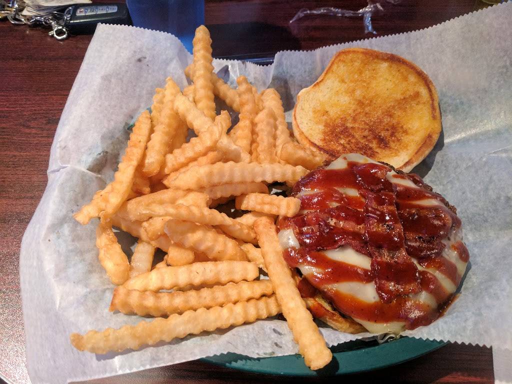 OLine sports grill | restaurant | 2813 N Hurstbourne Pkwy #101, Louisville, KY 40223, USA | 5023846171 OR +1 502-384-6171