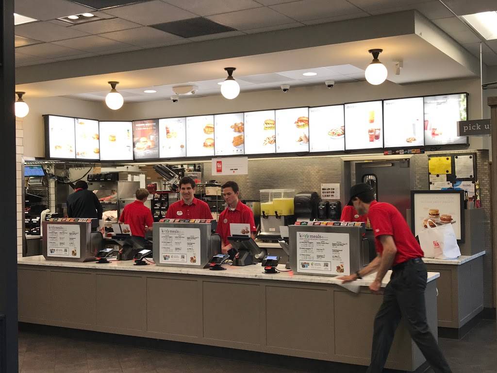 Chick-fil-A | restaurant | 165 Purcellville Gateway Dr, Purcellville, VA 20132, USA | 5403380833 OR +1 540-338-0833