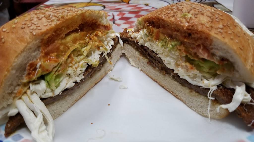 El Primo Produce | restaurant | 1719 Markley St, Norristown, PA 19401, USA | 6102792610 OR +1 610-279-2610