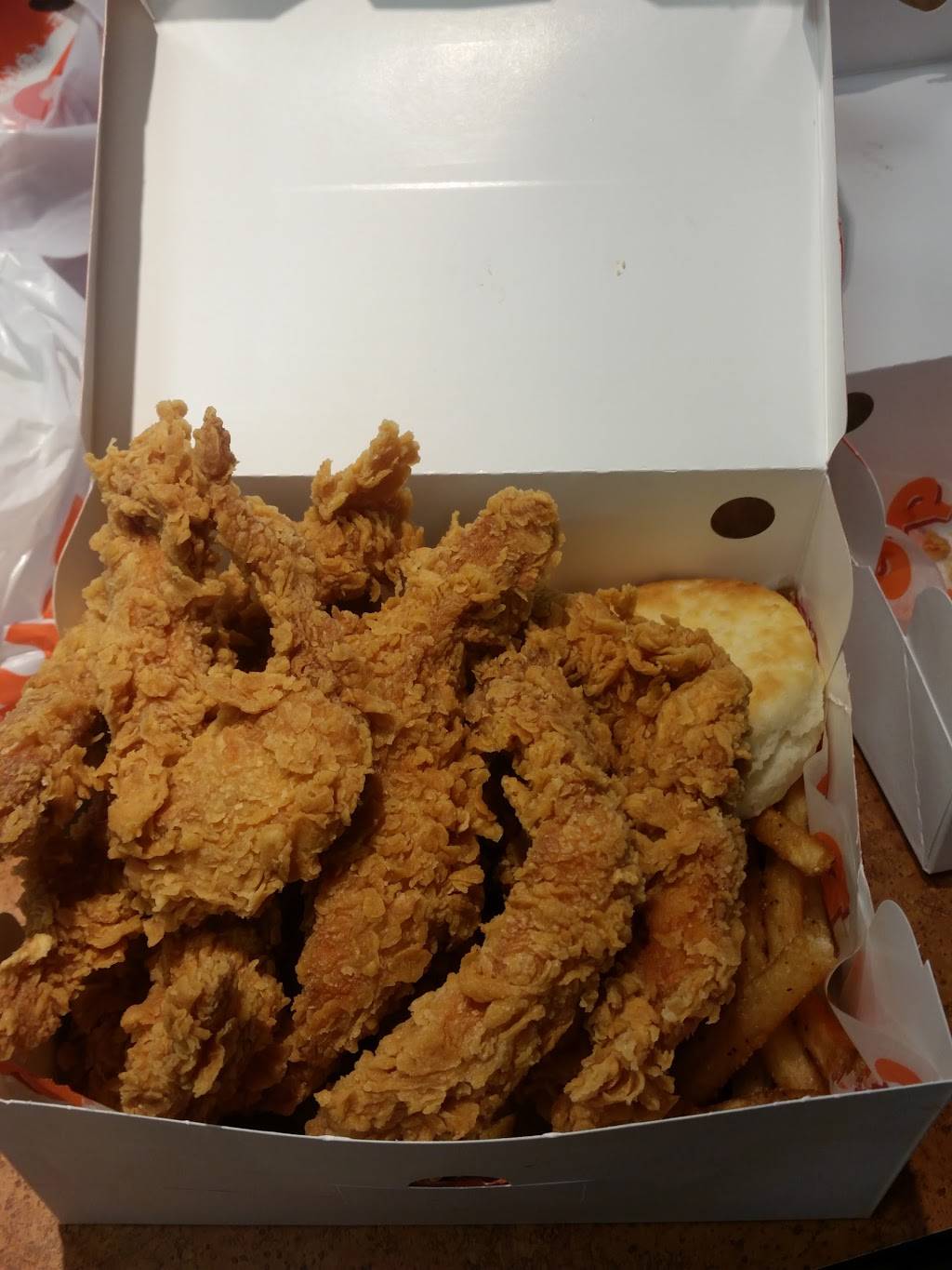 Popeyes Louisiana Kitchen | restaurant | 35 Harvard Rd #14, Guelph, ON N1G 3A2, Canada | 5192658313 OR +1 519-265-8313