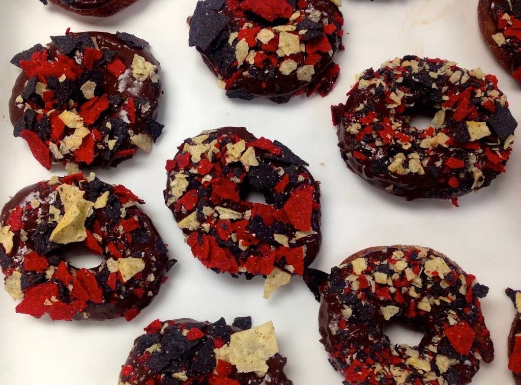 Glazed & Confuzed Donuts | bakery | 2501 Dallas St, Aurora, CO 80010, USA | 3035249637 OR +1 303-524-9637