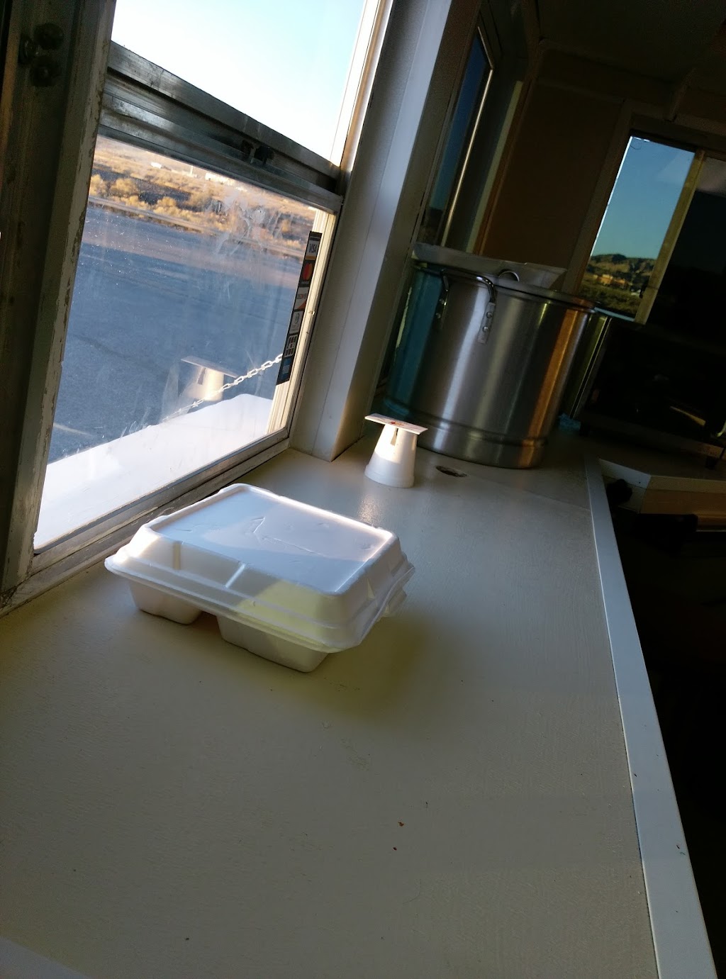 Tacos de guisos muy mexicanos | restaurant | 808 U.S. Rt. 66, Gallup, NM 87301, USA | 5054099676 OR +1 505-409-9676