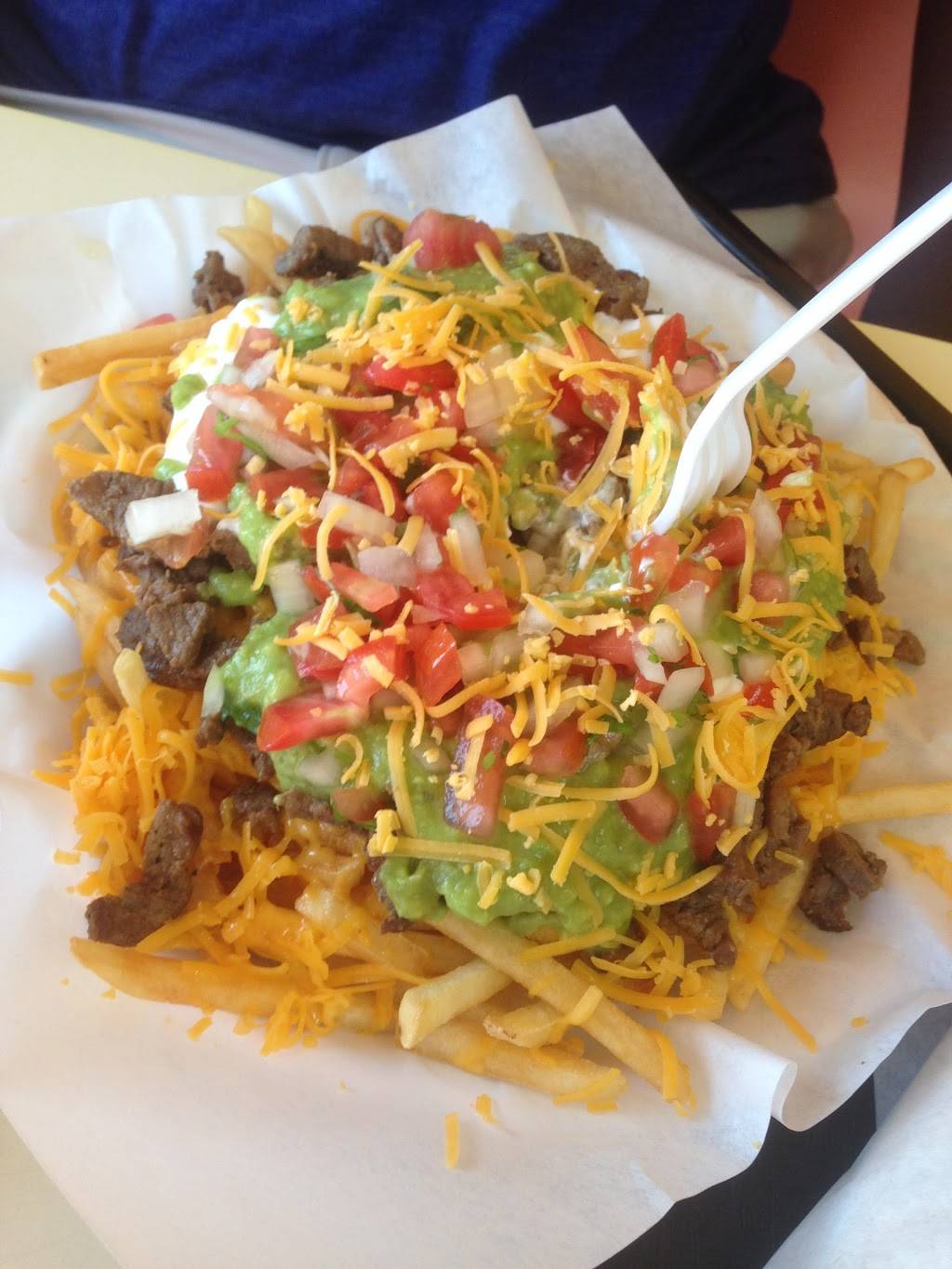 Nicos Mexican Food | restaurant | 5151 Morena Pl, San Diego, CA 92110, USA | 8582727907 OR +1 858-272-7907