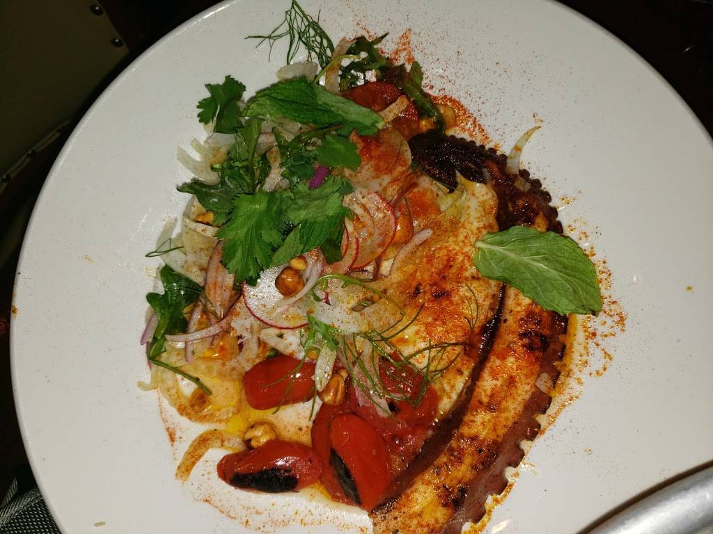 Pappadeaux Seafood Kitchen | restaurant | 921 Pasquinelli Dr, Westmont, IL 60559, USA | 6304559846 OR +1 630-455-9846